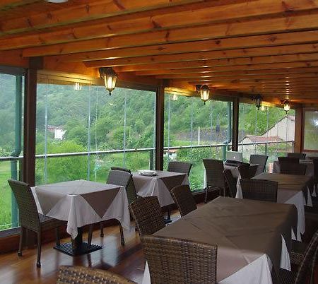 فندق Hostal Monte Rio Trescares المظهر الخارجي الصورة