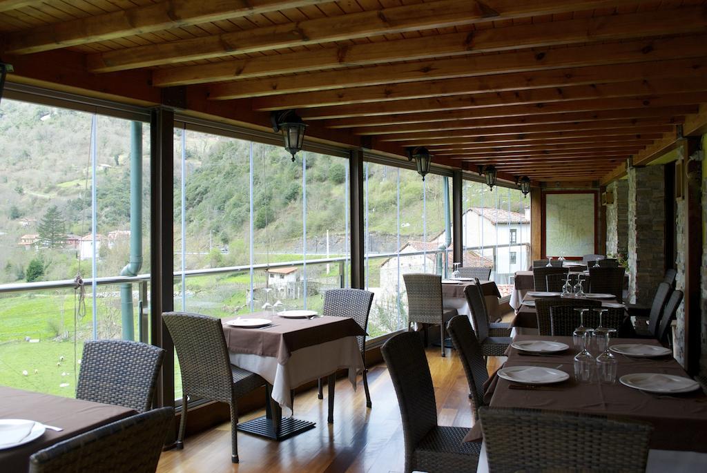 فندق Hostal Monte Rio Trescares المظهر الخارجي الصورة